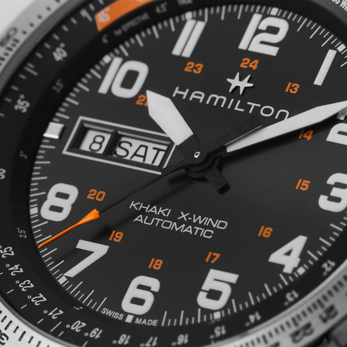 Hamilton Khaki Aviation H77755133 – dial close-up