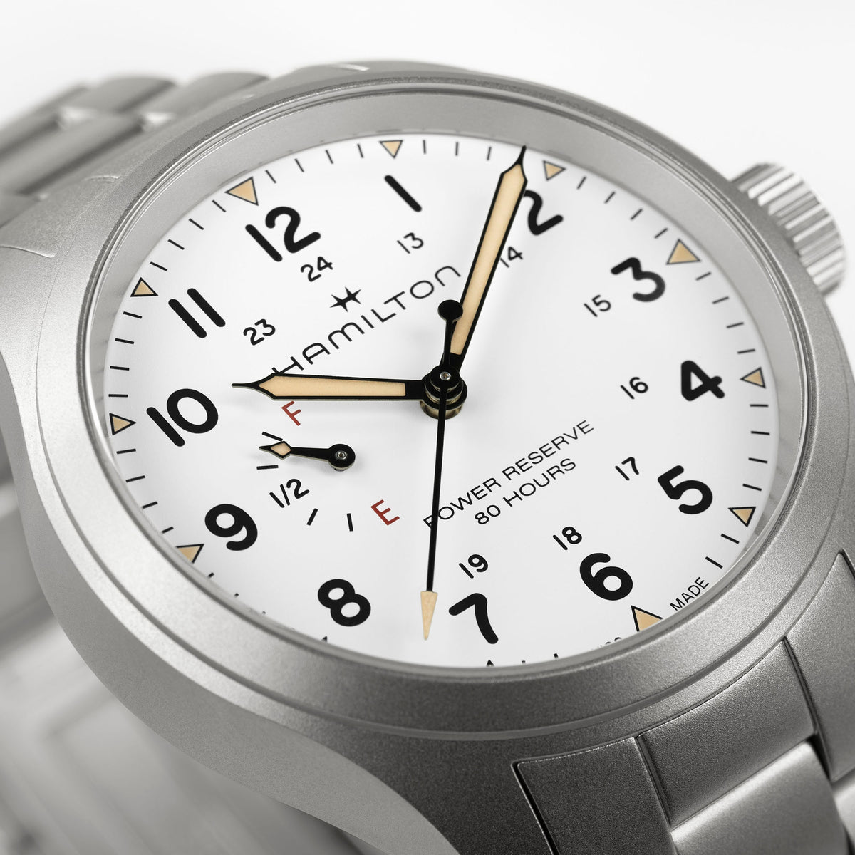 Hamilton Khaki Field H69509110 – dial close-up