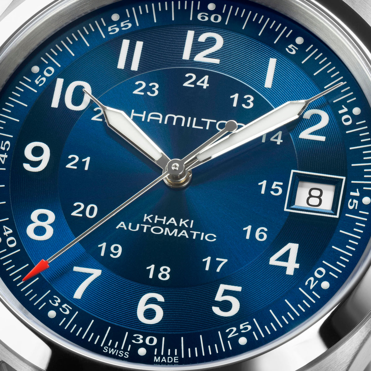 Hamilton Khaki Field H70455940 – dial close-up