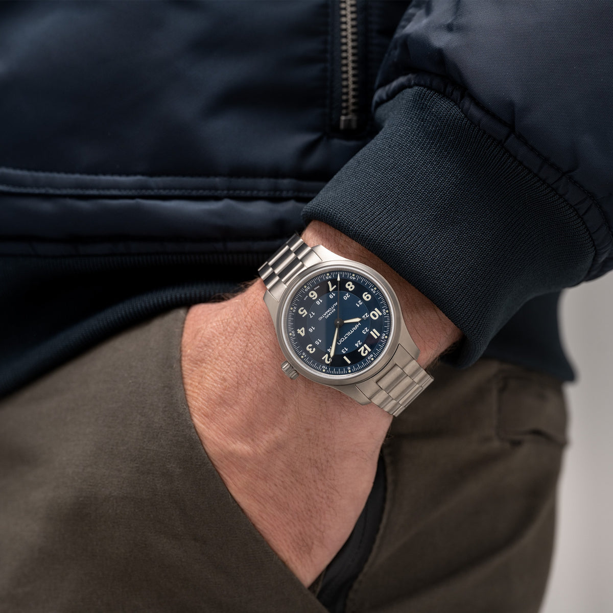Hamilton Khaki Field H70545140 – on the wrist