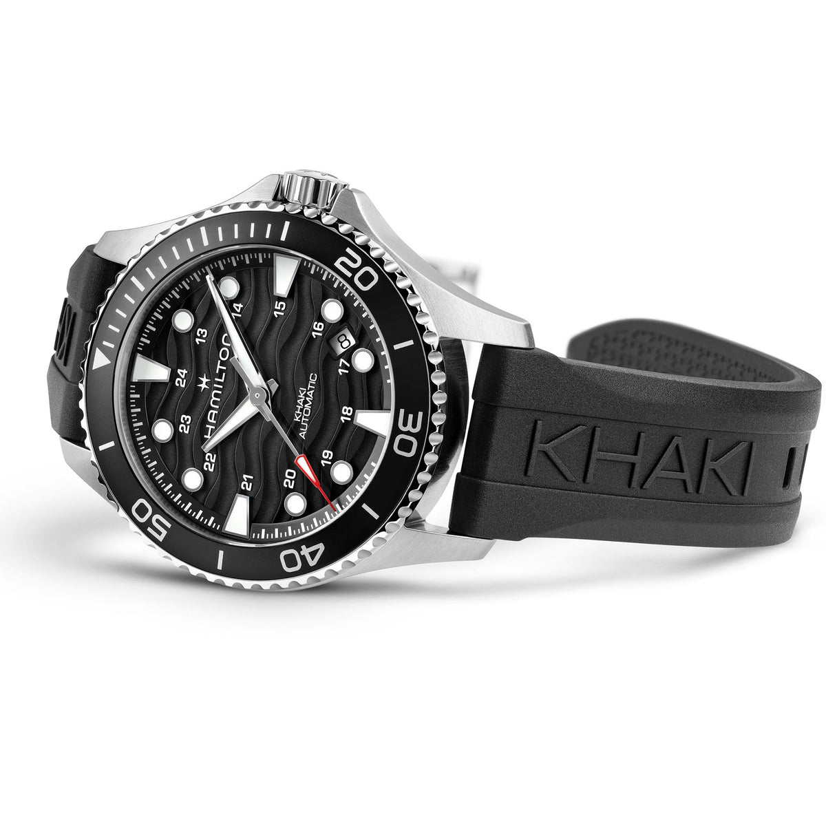 Hamilton Khaki Navy H82415330 – three-quarter view