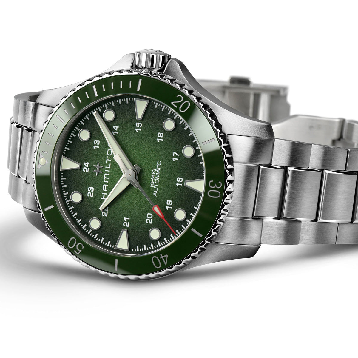 Hamilton Khaki Navy H82525160 – angled view