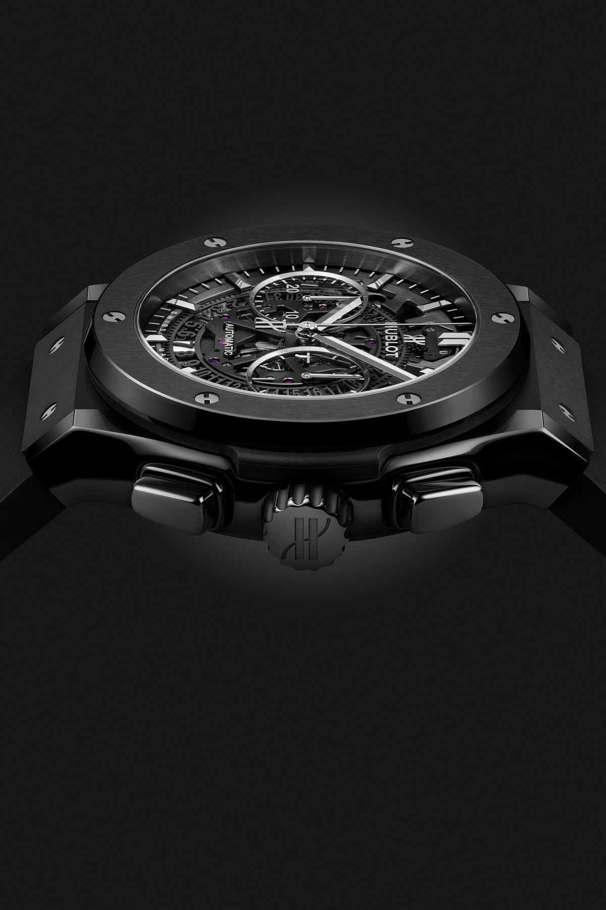 Hublot Classic Fusion Aerofusion Black Magic 45 mm 525.CM.0170.RX – profile view