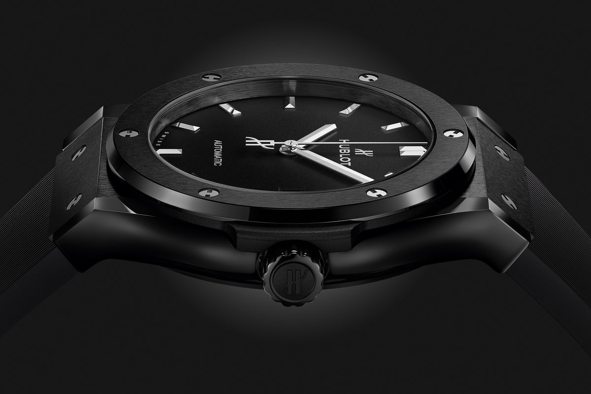 Hublot Classic Fusion Black Magic 42 mm 542.CM.1171.RX – profile view