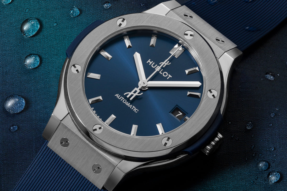 Hublot Classic Fusion Titanium Blue 38 mm 565.NX.7170.RX – lifestyle view