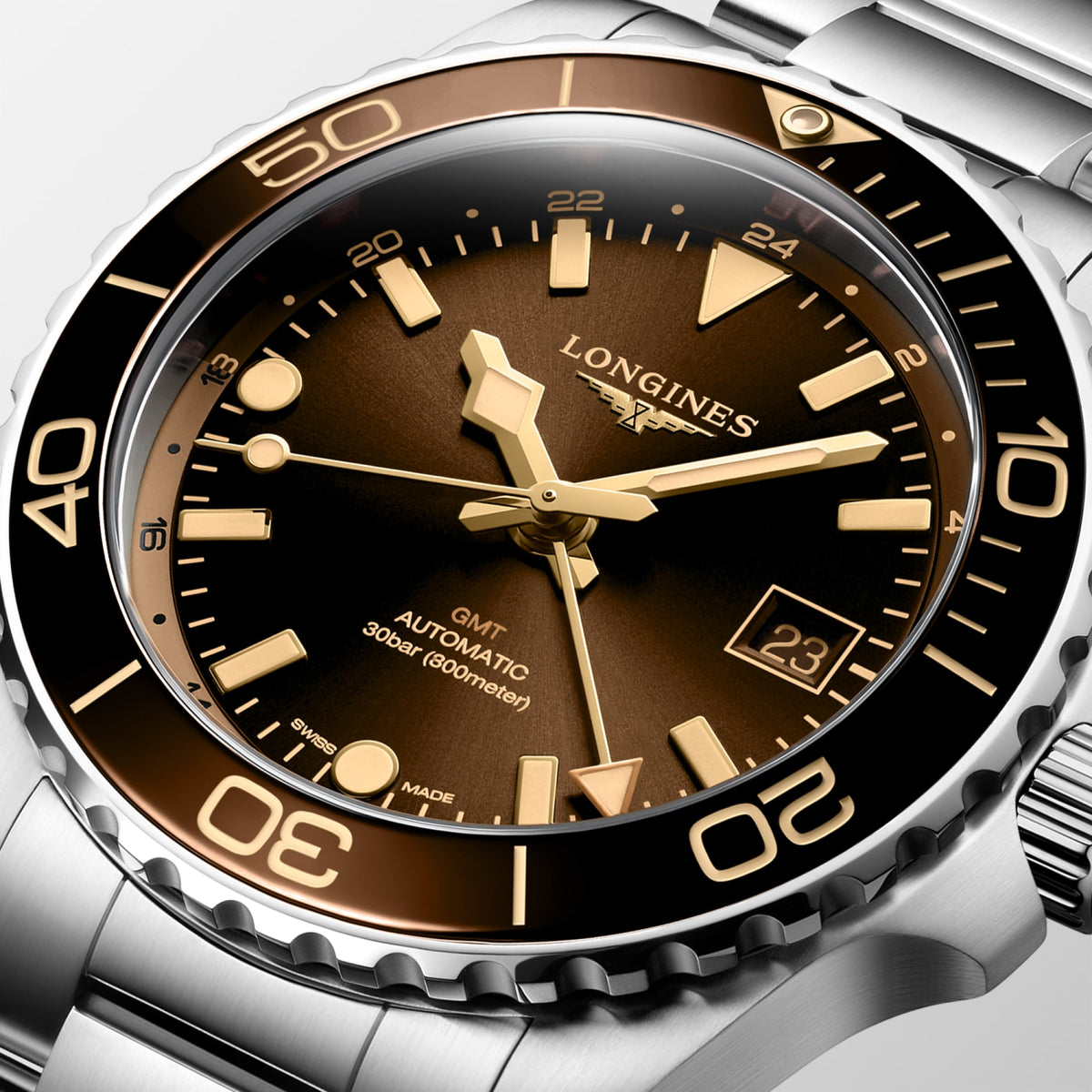 Longines HydroConquest GMT 41mm L3.790.4.66.6 Watch for Men - dial close-up