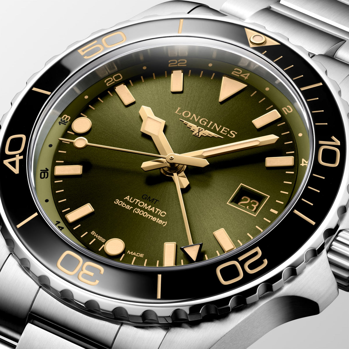 Longines HydroConquest GMT 43mm L3.890.4.06.6 Watch for Men - dial close-up