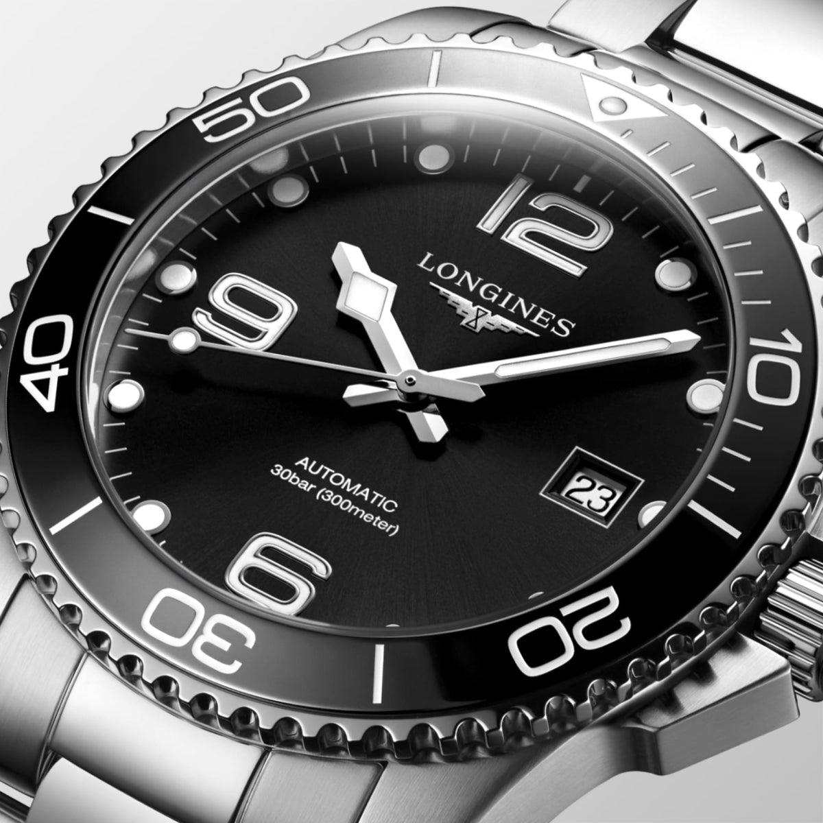 Longines HydroConquest 41mm L3.781.4.56.6 Watch for Men - dial close-up