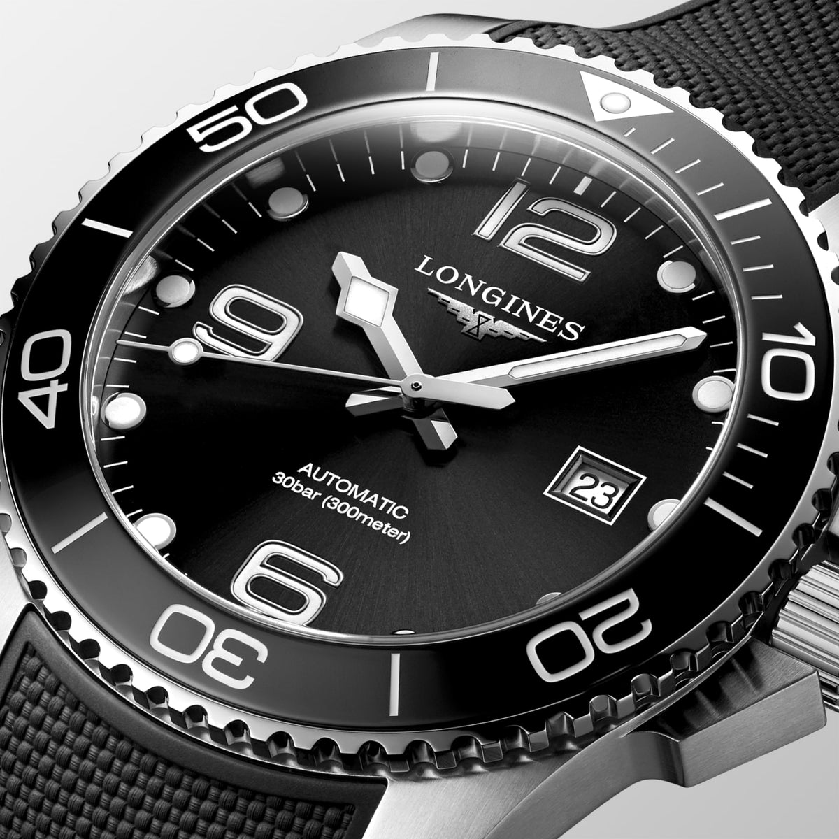 Longines HydroConquest 43mm L3.782.4.56.9 Watch for Men - dial close-up