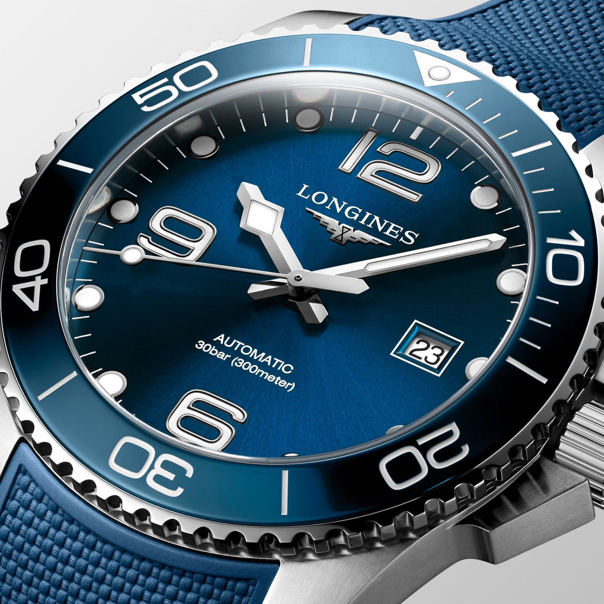 Longines HydroConquest 43mm L3.782.4.96.9 Watch for Men - dial close-up
