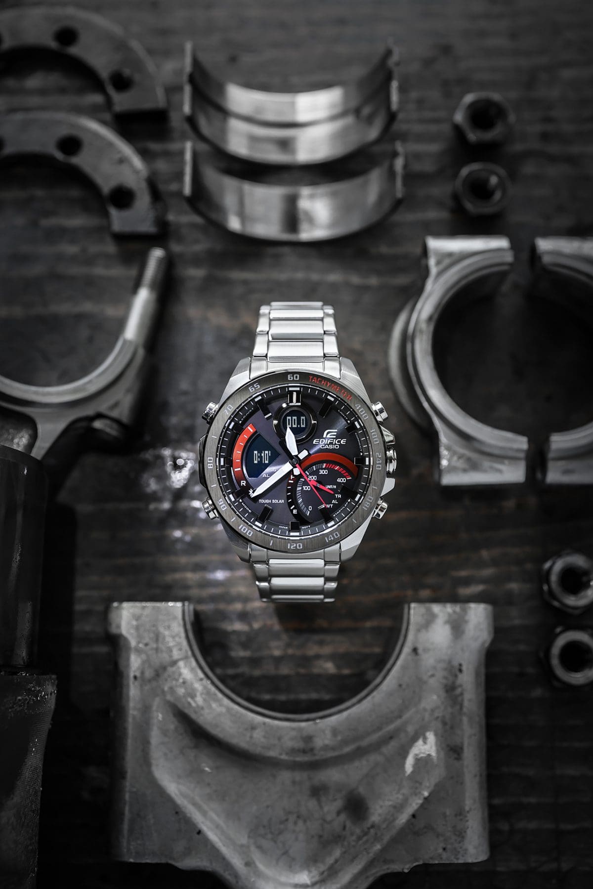 Casio Edifice ECB-900DB-1A – lifestyle view