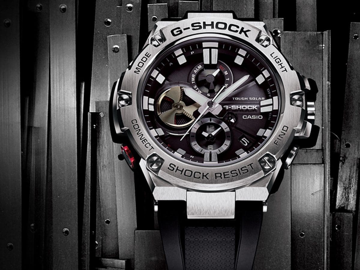 Casio G-Shock GST-B100-1A – dial close-up