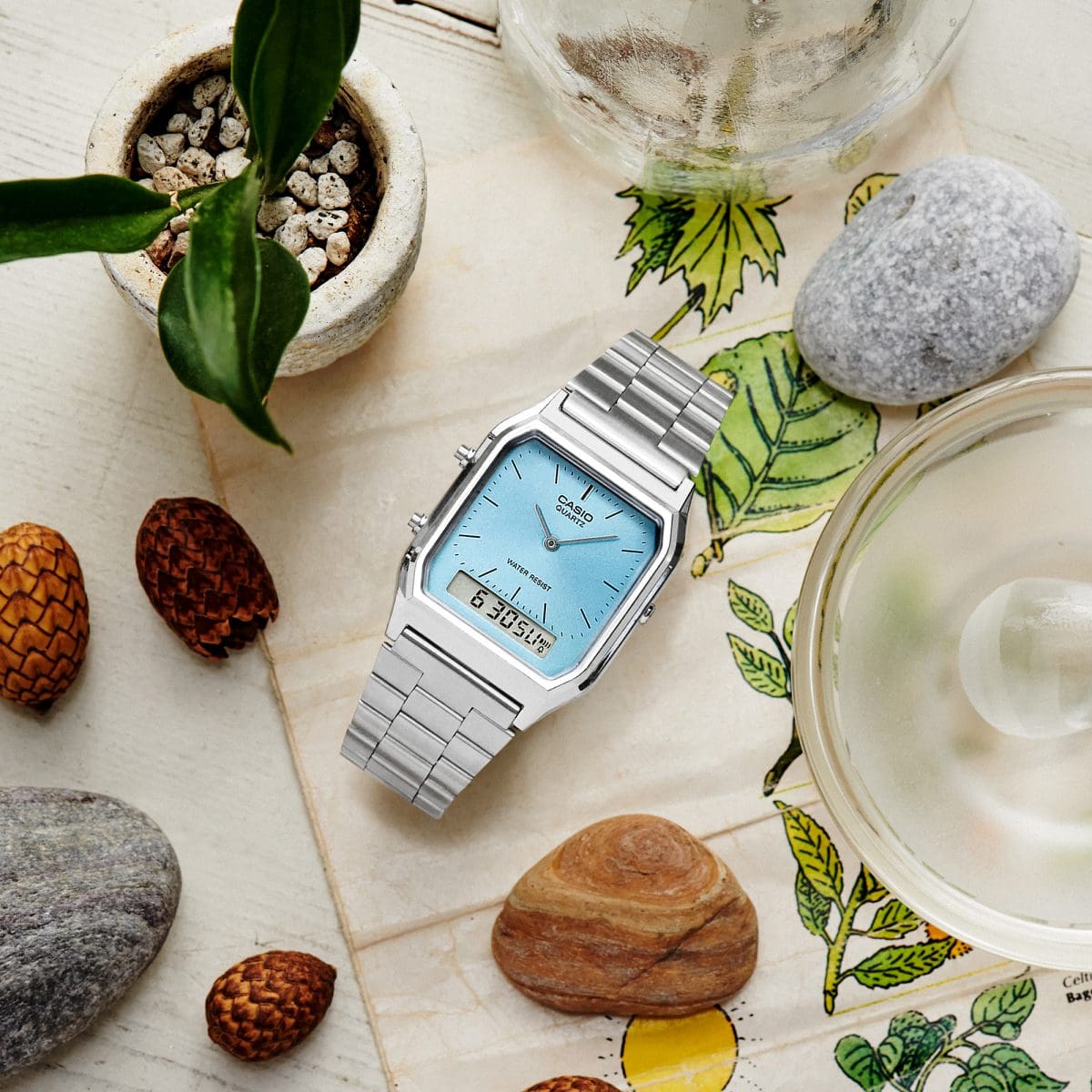 Casio Vintage AQ-230A-2A1MQY – lifestyle view