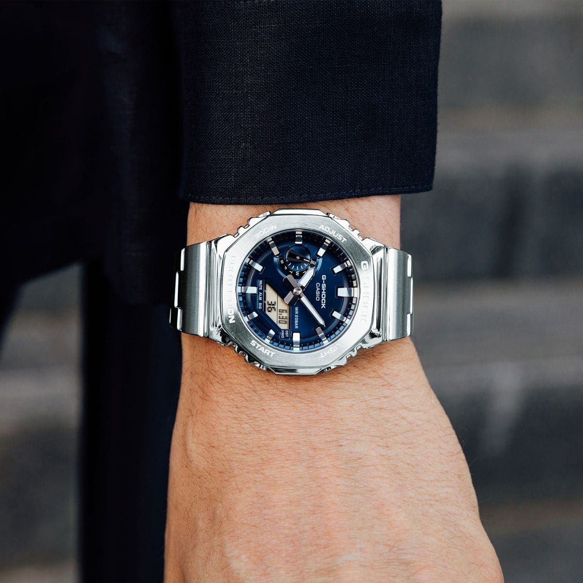 Casio G-Shock GM-2110D-2B – on the wrist
