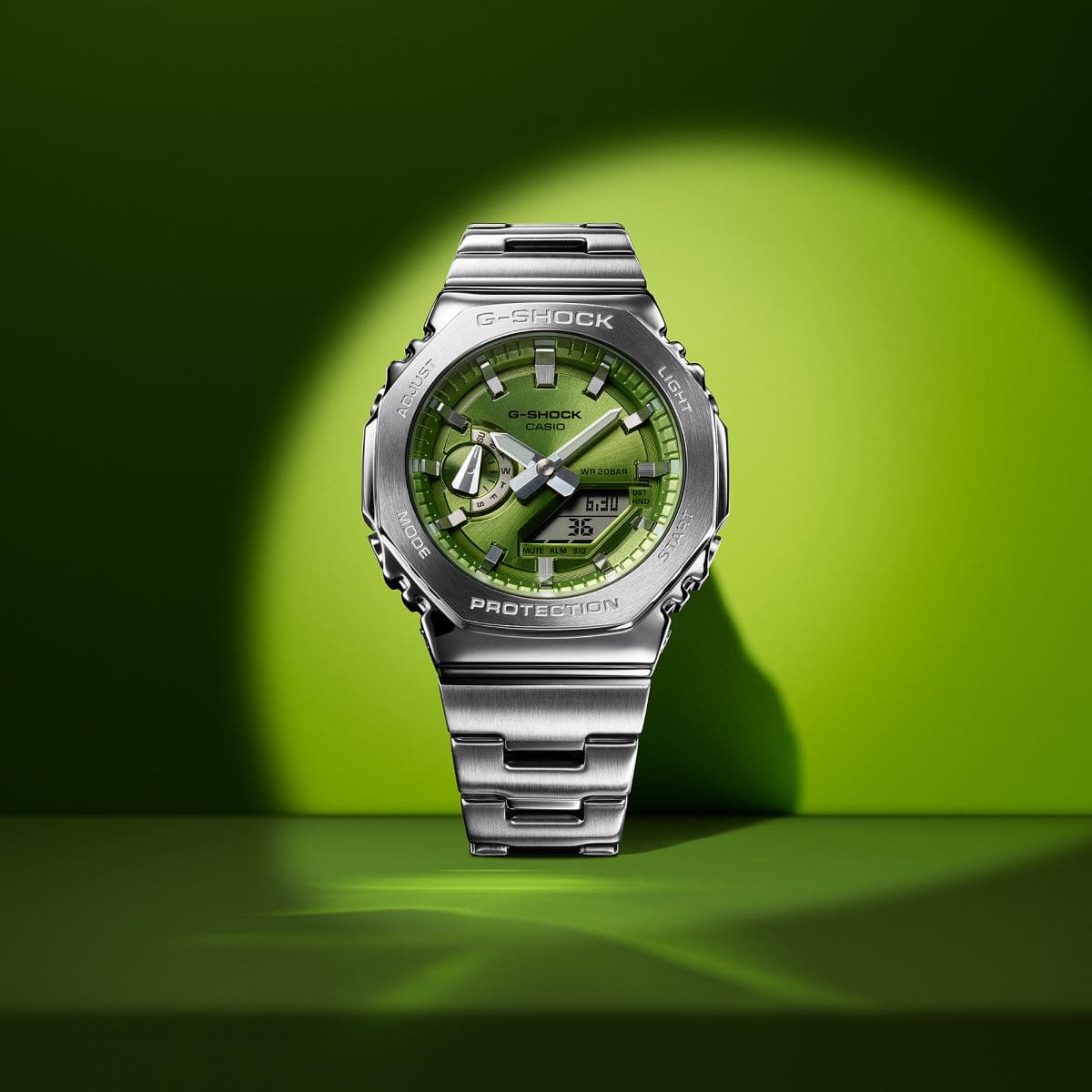 Casio G-Shock GM-2110D-3A – lifestyle view