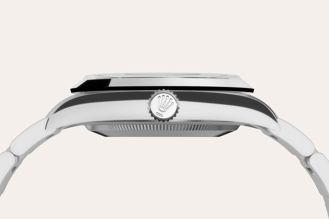 Fluted bezel