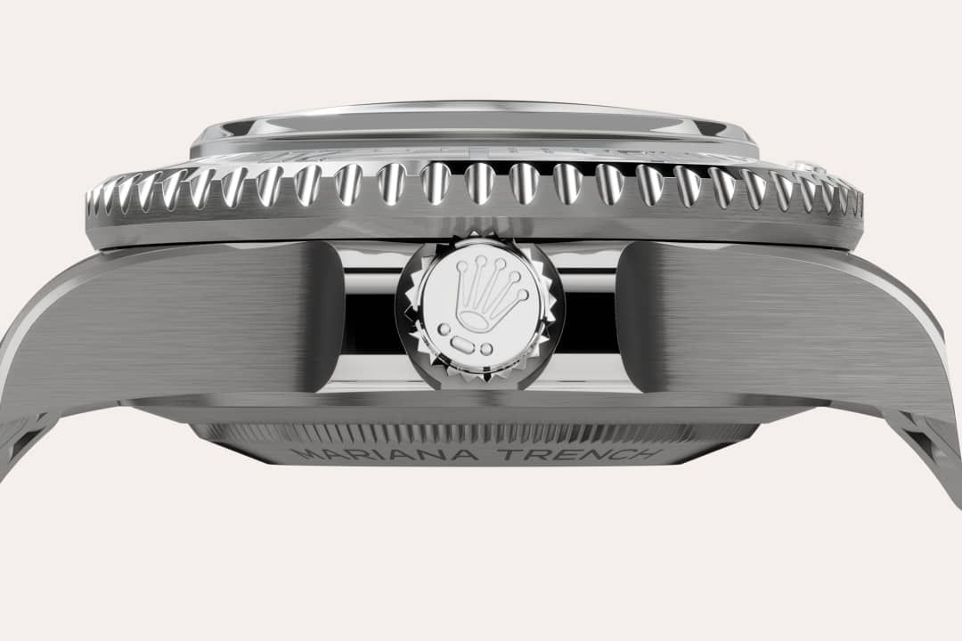 Fluted bezel