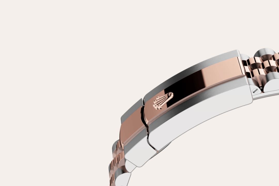 Fluted bezel
