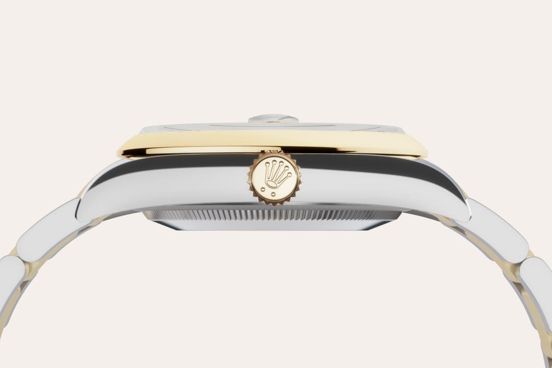 Fluted bezel