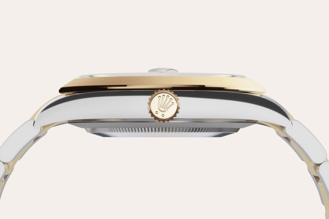 Fluted bezel