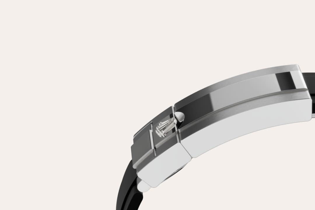 Fluted bezel