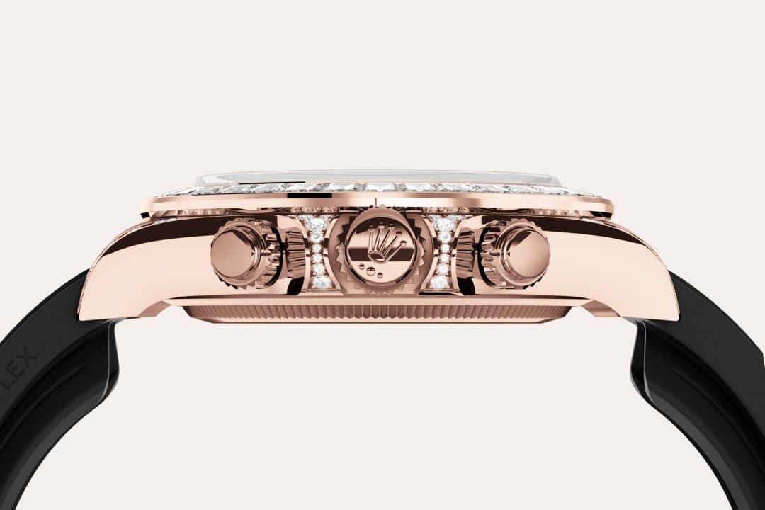 Fluted bezel