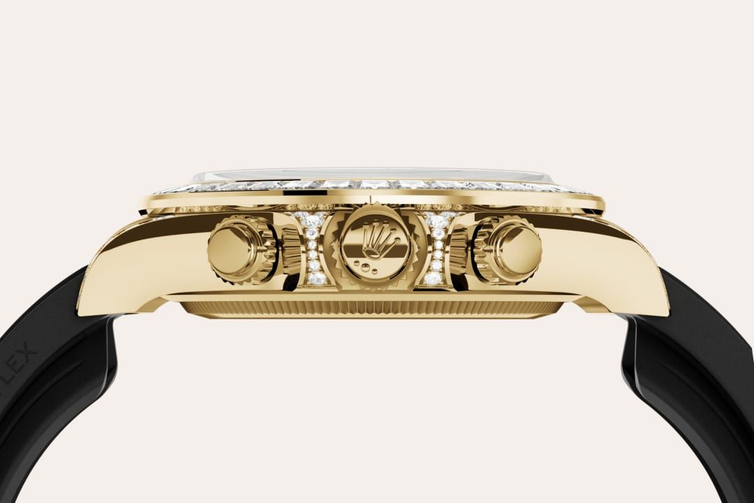 Fluted bezel