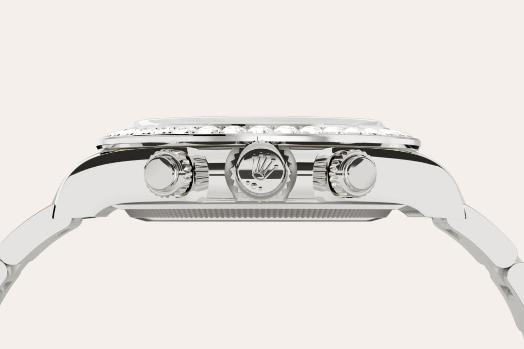 Fluted bezel