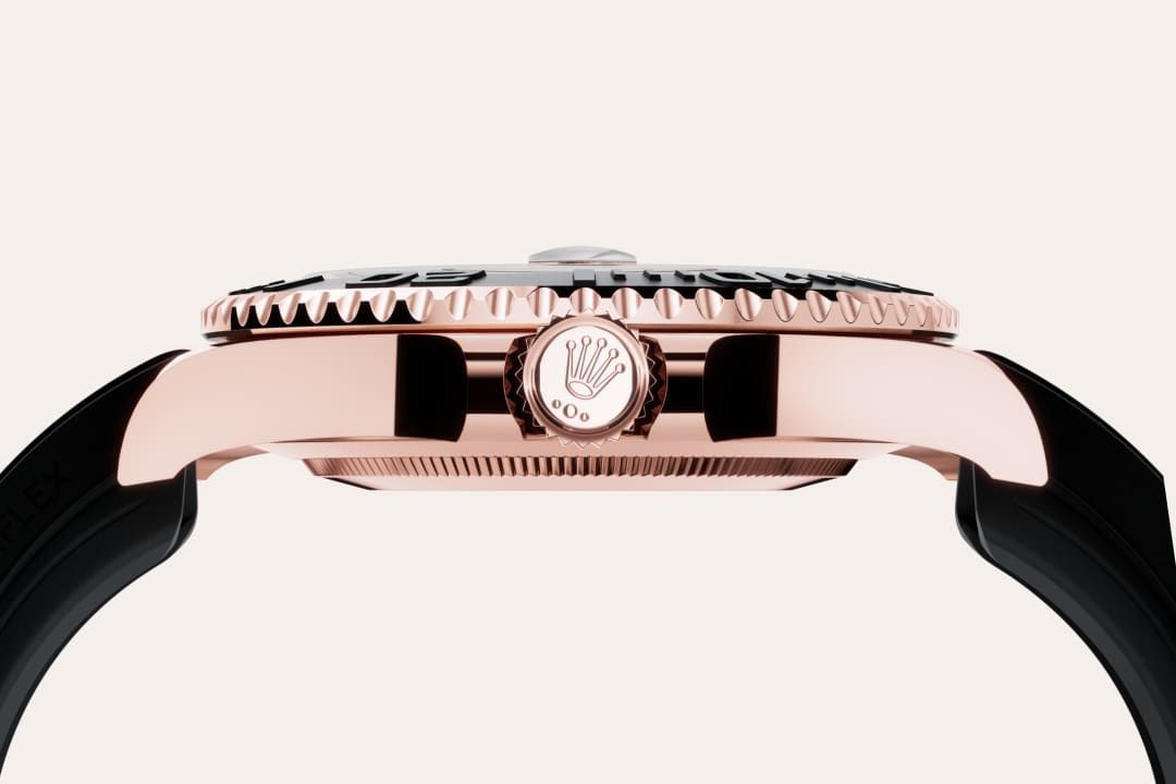 Fluted bezel