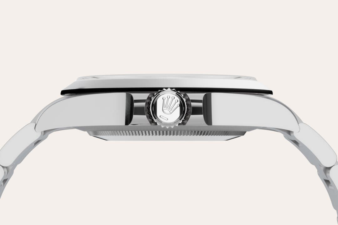 Fluted bezel