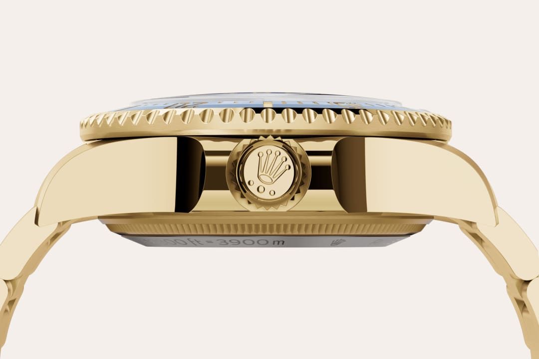 Fluted bezel