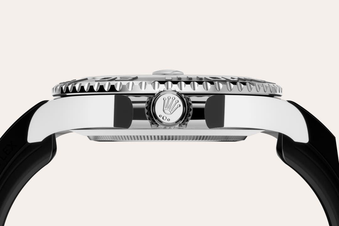 Fluted bezel