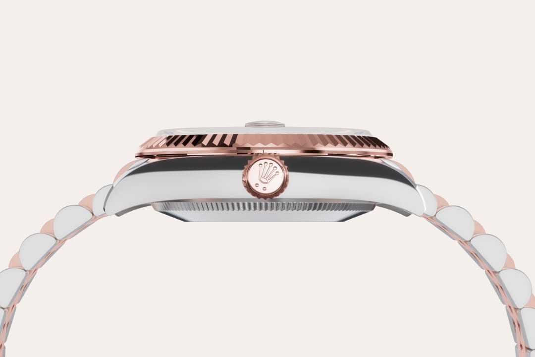Fluted bezel