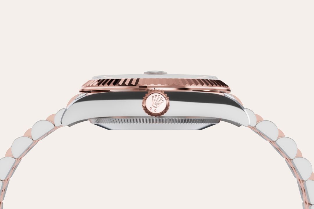 Fluted bezel