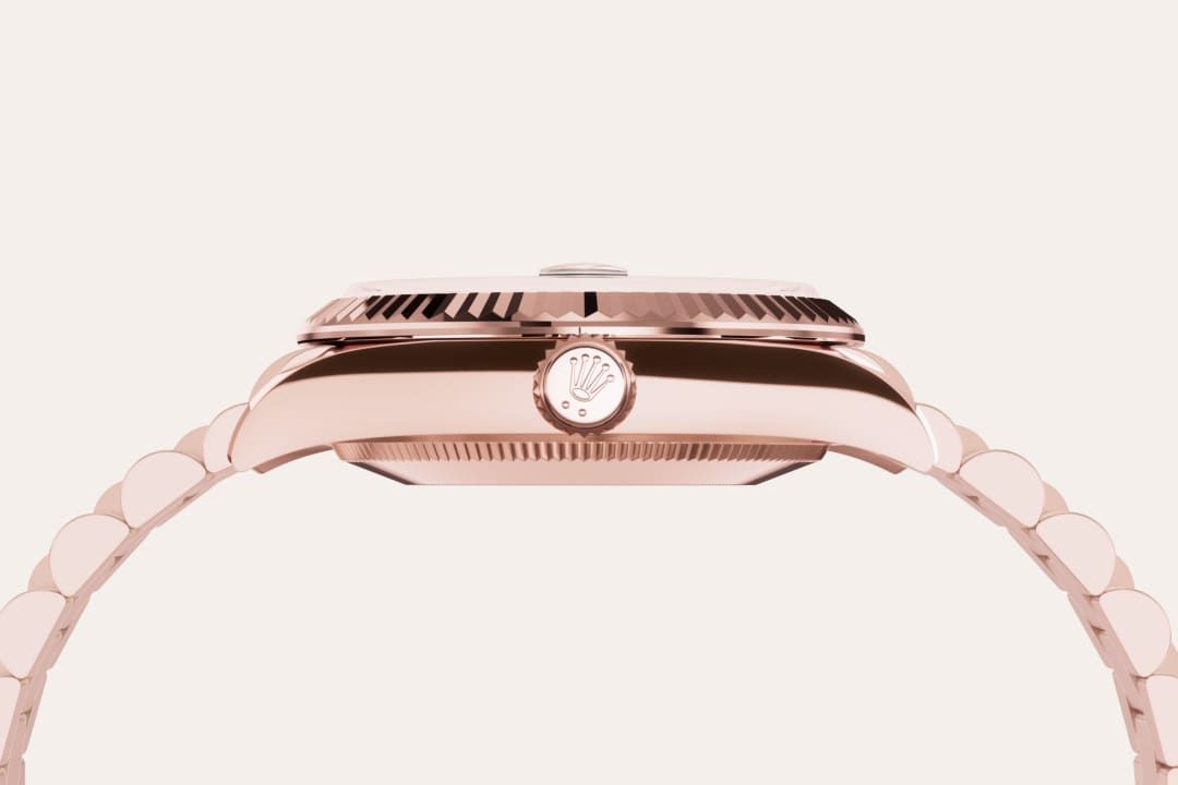Fluted bezel