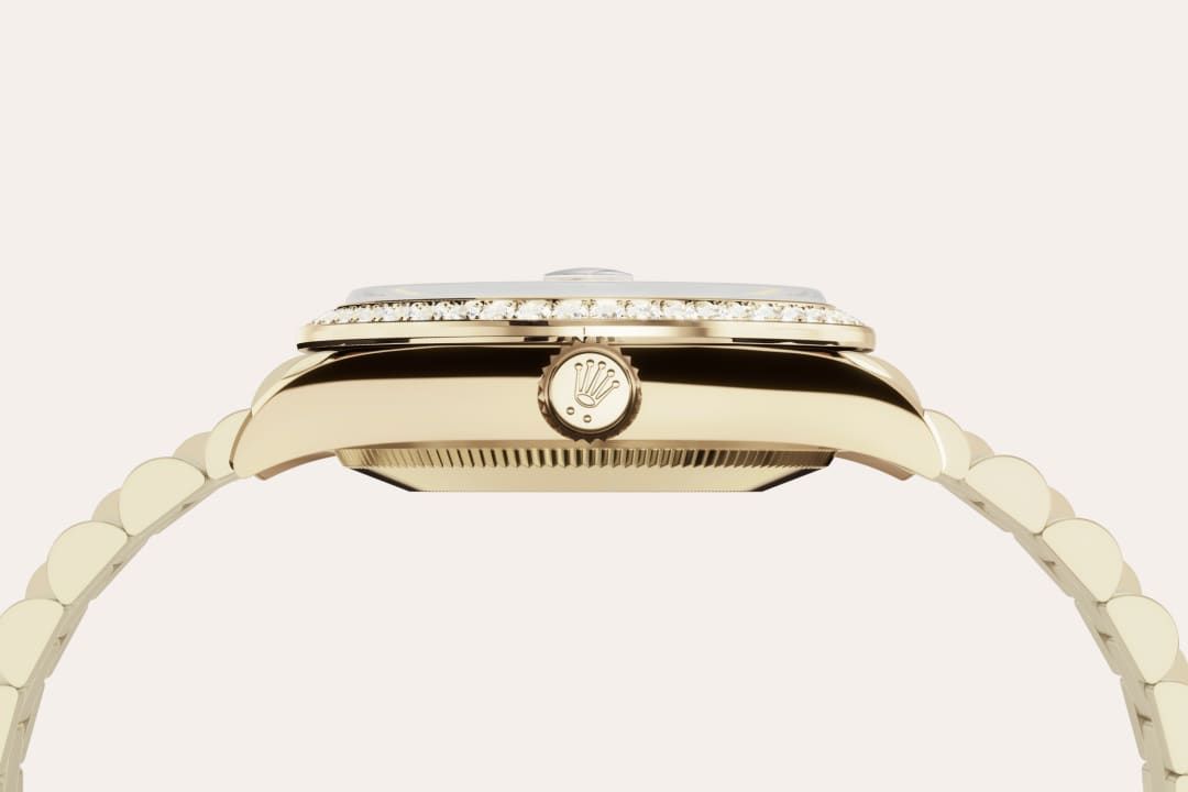 Fluted bezel