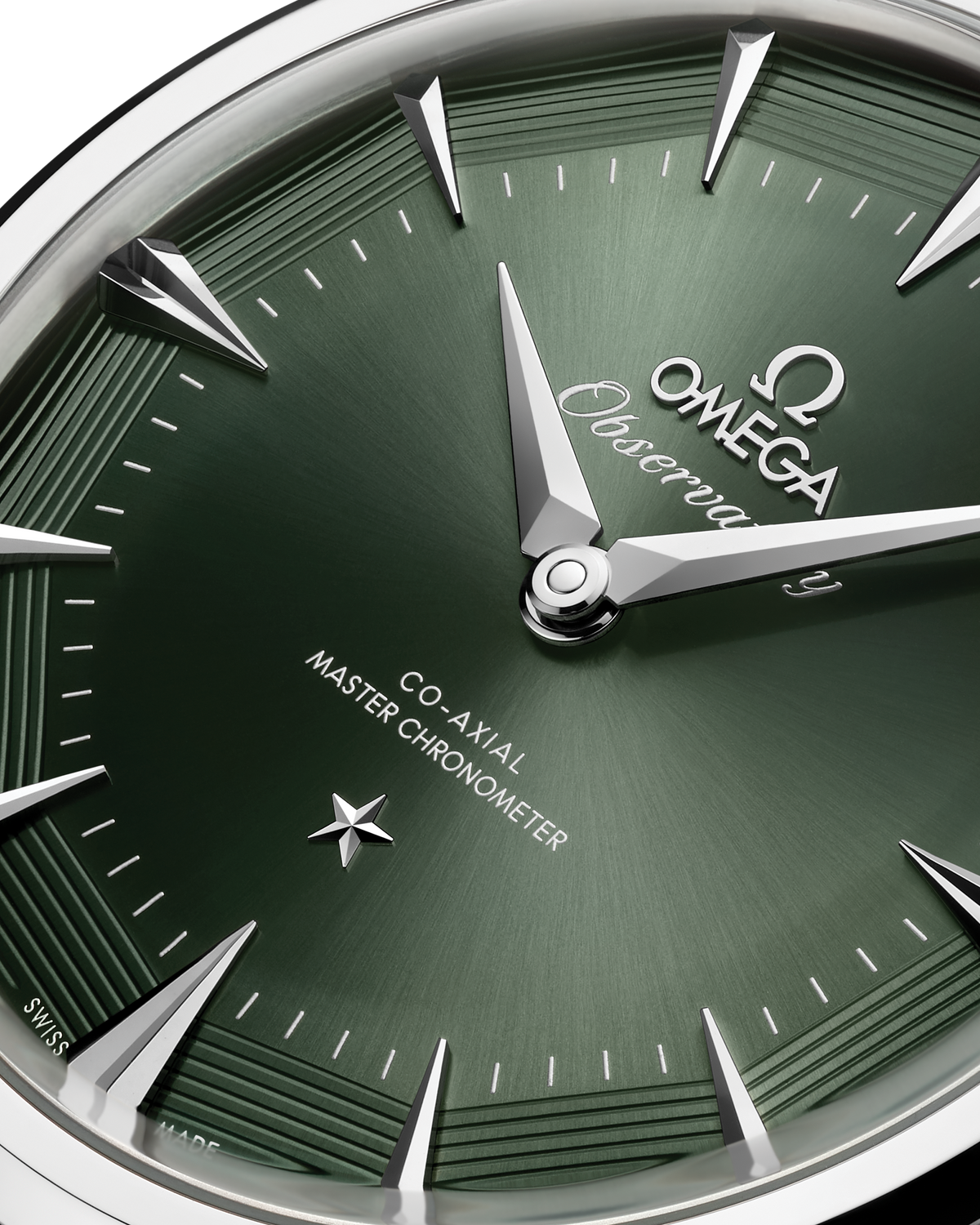 OMEGA Constellation Observatory 140.13.39.21.10.001, 39.4 mm o-megasteel with green dial – official gallery image 4