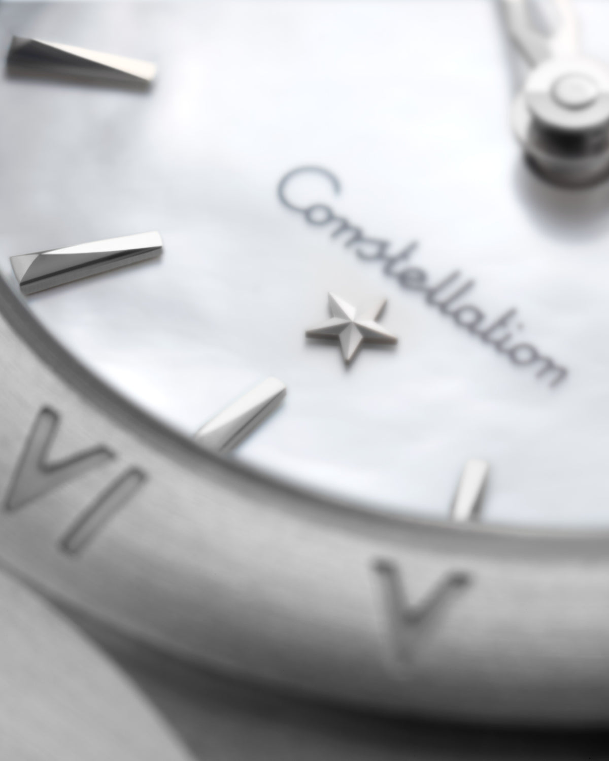 OMEGA Constellation Quartz 131.10.25.60.05.001, 25 mm steel with mother-of-pearl dial – official gallery image 3
