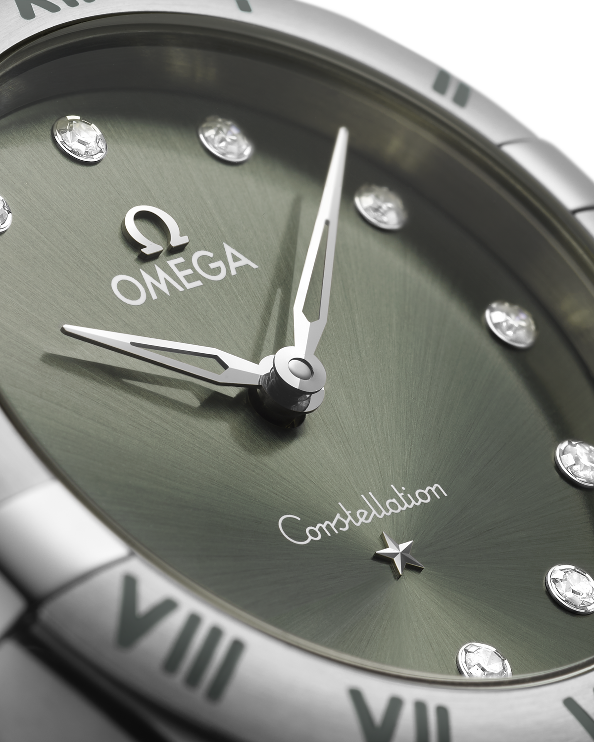 OMEGA Constellation Quartz 131.10.28.60.60.001, 28 mm steel with green dial – official gallery image 4
