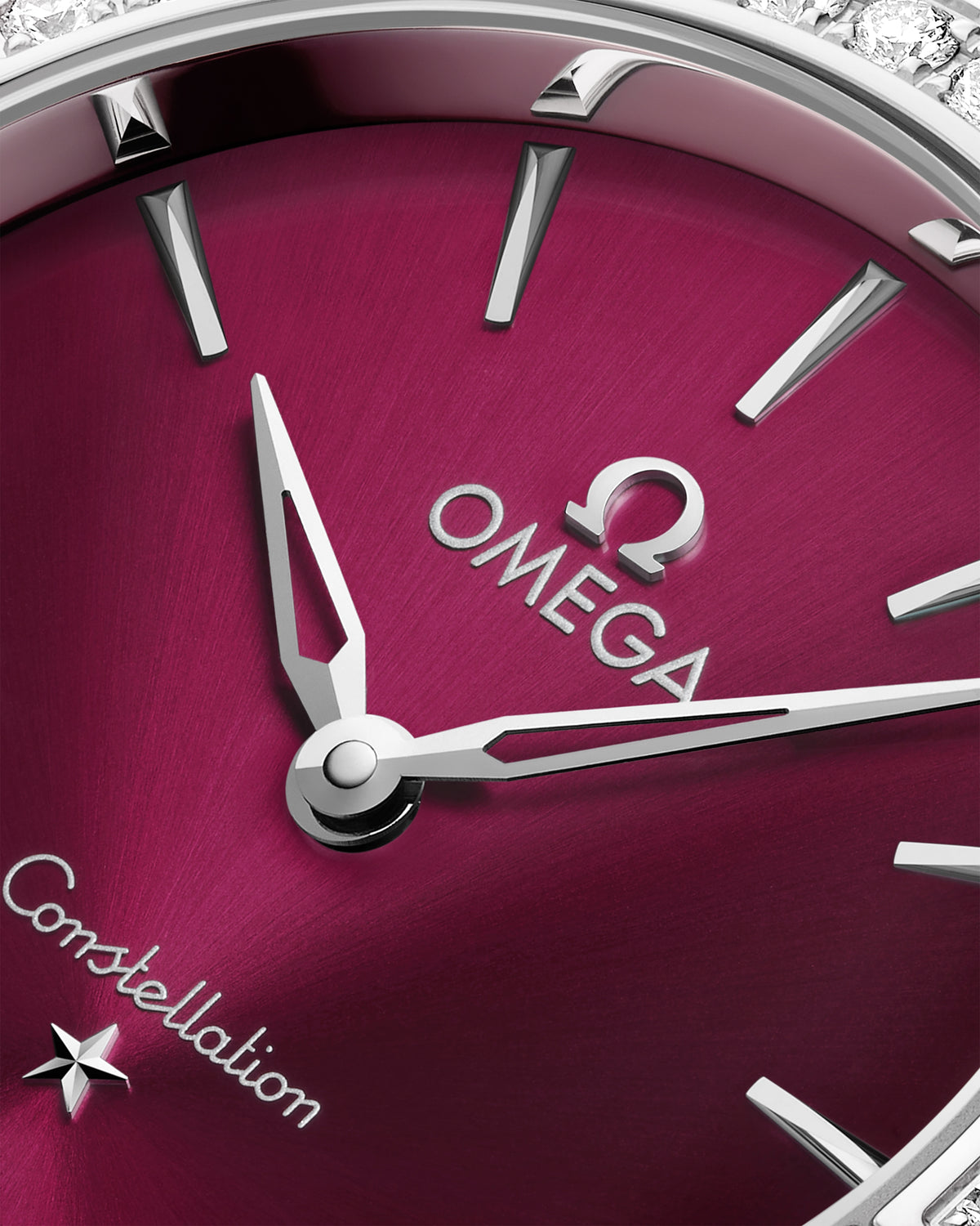 OMEGA Constellation Quartz 131.15.28.60.11.001, 28 mm steel with burgundy dial – official gallery image 4