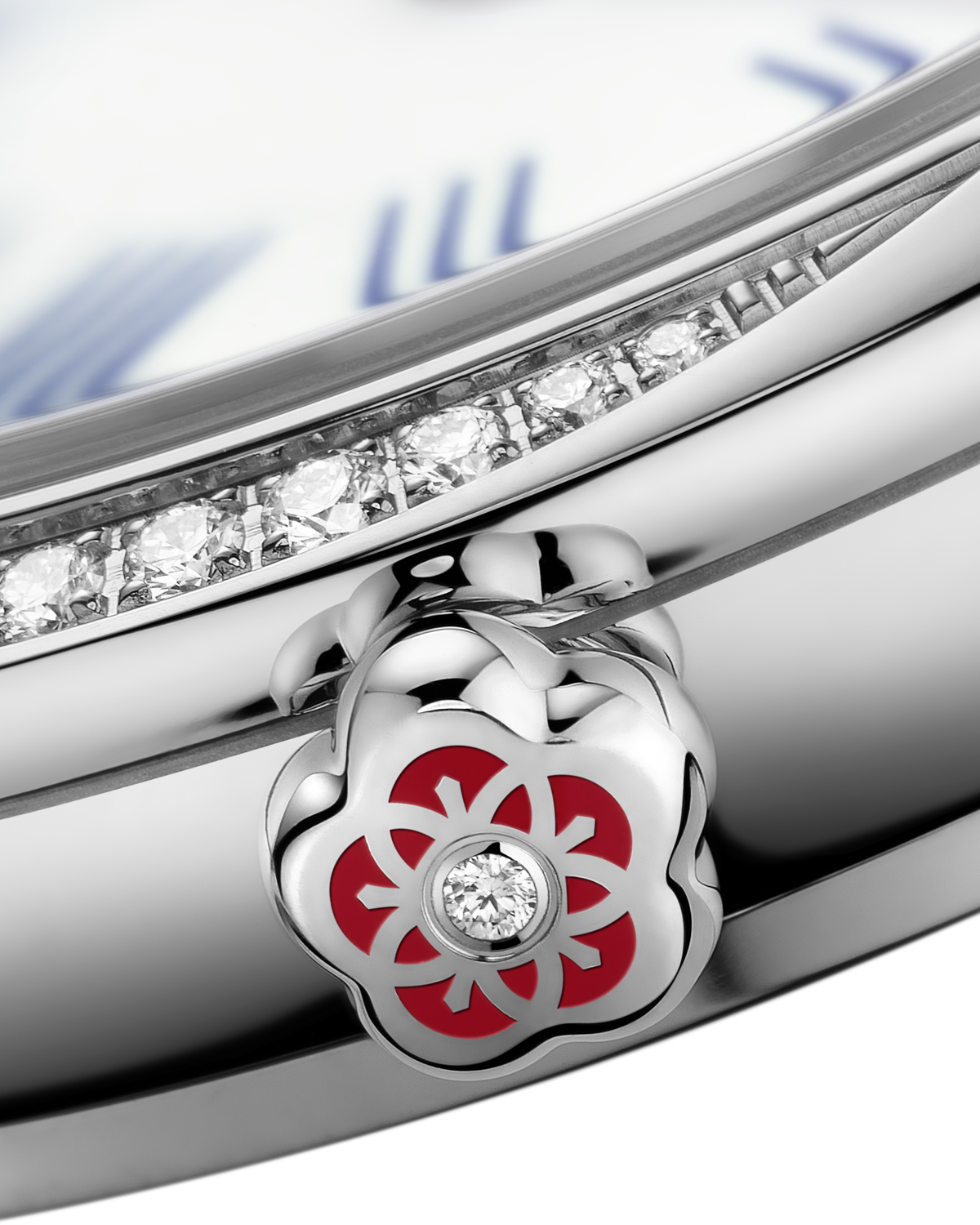 OMEGA De Ville Mini Trésor 428.17.26.60.04.001, 26 mm steel with white dial – official gallery image 4