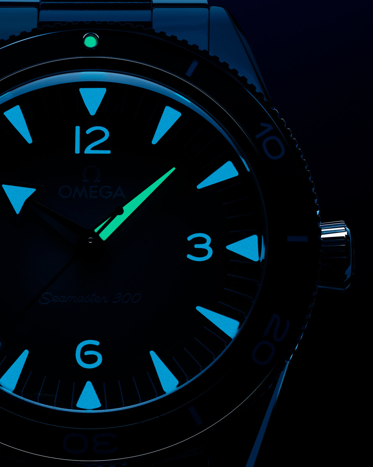 OMEGA Seamaster 300 Summer Blue 234.30.41.21.03.002, 41 mm steel with blue dial – official gallery image 5