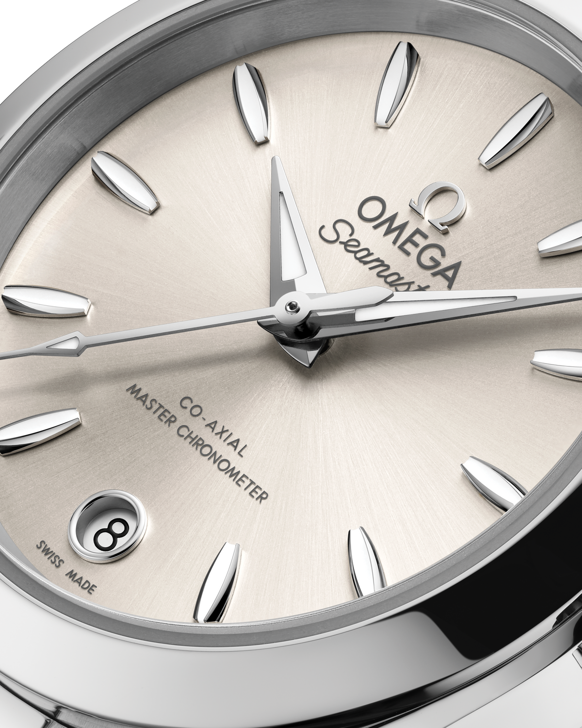 OMEGA Seamaster Aqua Terra 150M 220.10.30.20.09.001, 30 mm steel with sandstone dial – official gallery image 4