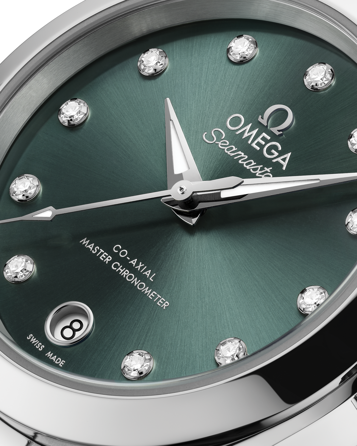 OMEGA Seamaster Aqua Terra 150M 220.10.30.20.60.001, 30 mm steel with pine green dial – official gallery image 4
