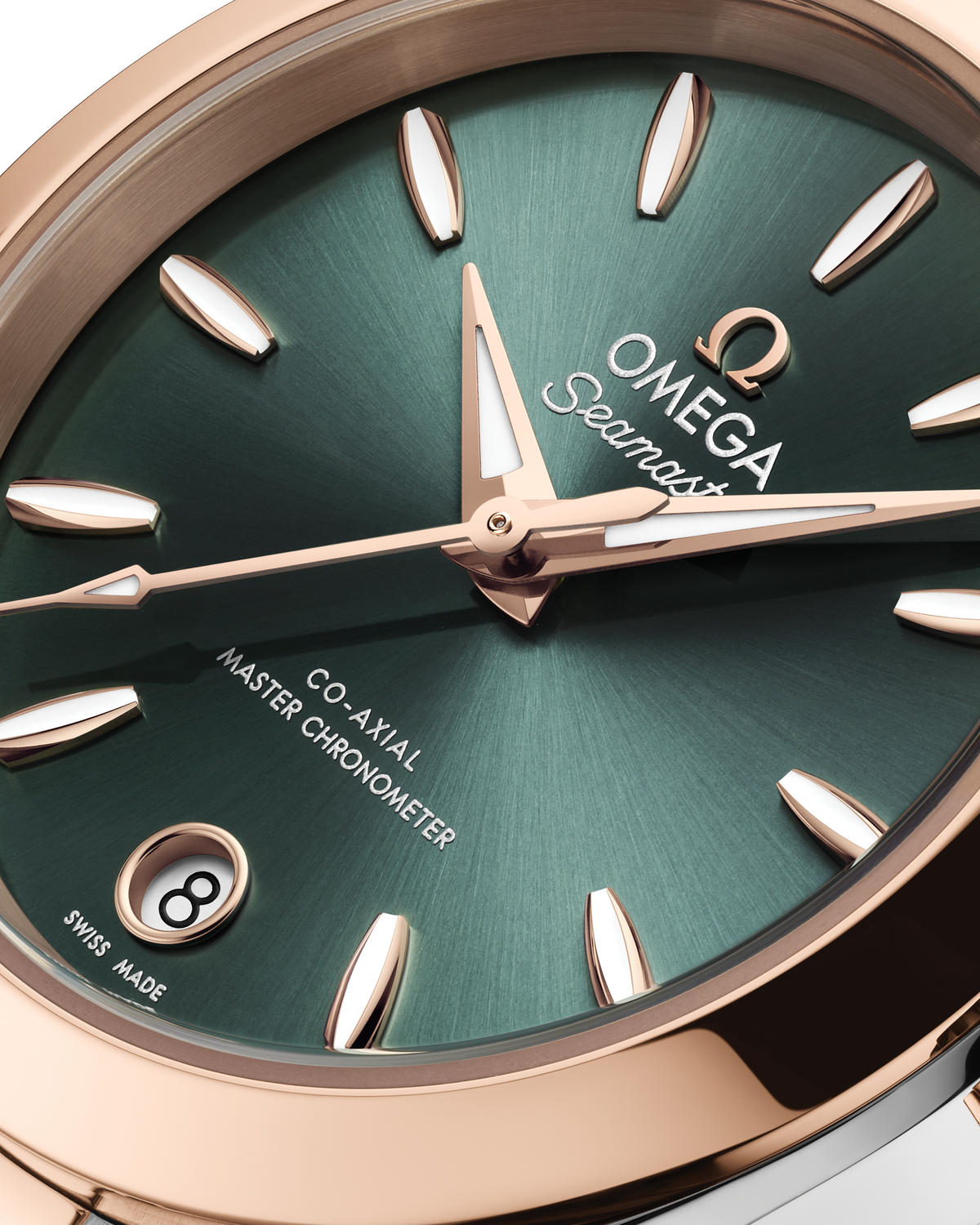 OMEGA Seamaster Aqua Terra 150M 220.20.30.20.10.002, 30 mm steel & sedna™ gold with pine green dial – official gallery image 4