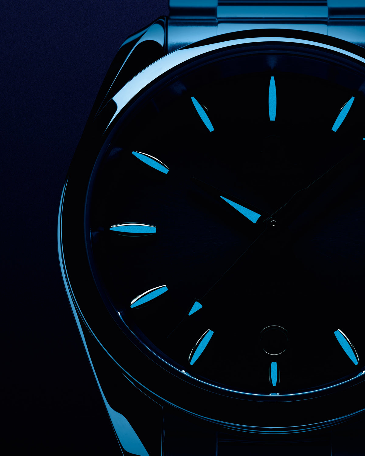 OMEGA Seamaster Aqua Terra 150M Summer Blue 220.10.38.20.03.004, 38 mm steel with blue dial – official gallery image 4