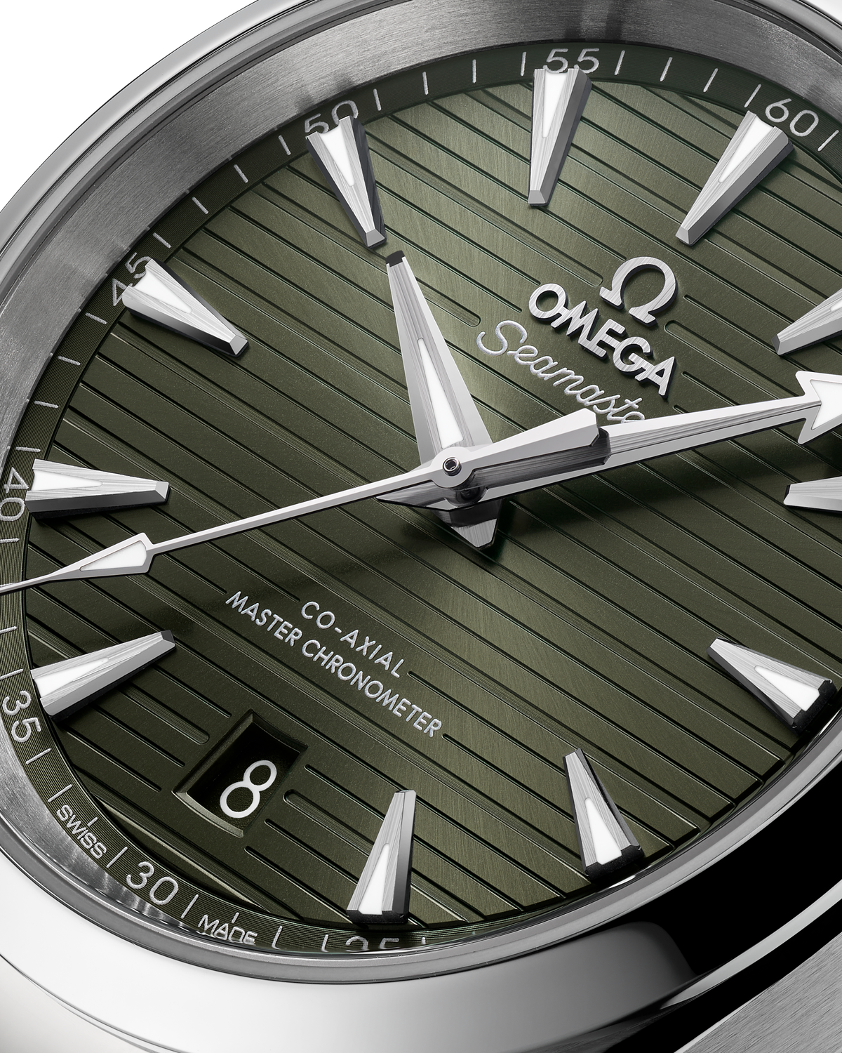 OMEGA Seamaster Aqua Terra 150M 220.10.38.20.10.003, 38 mm steel with green dial – official gallery image 3