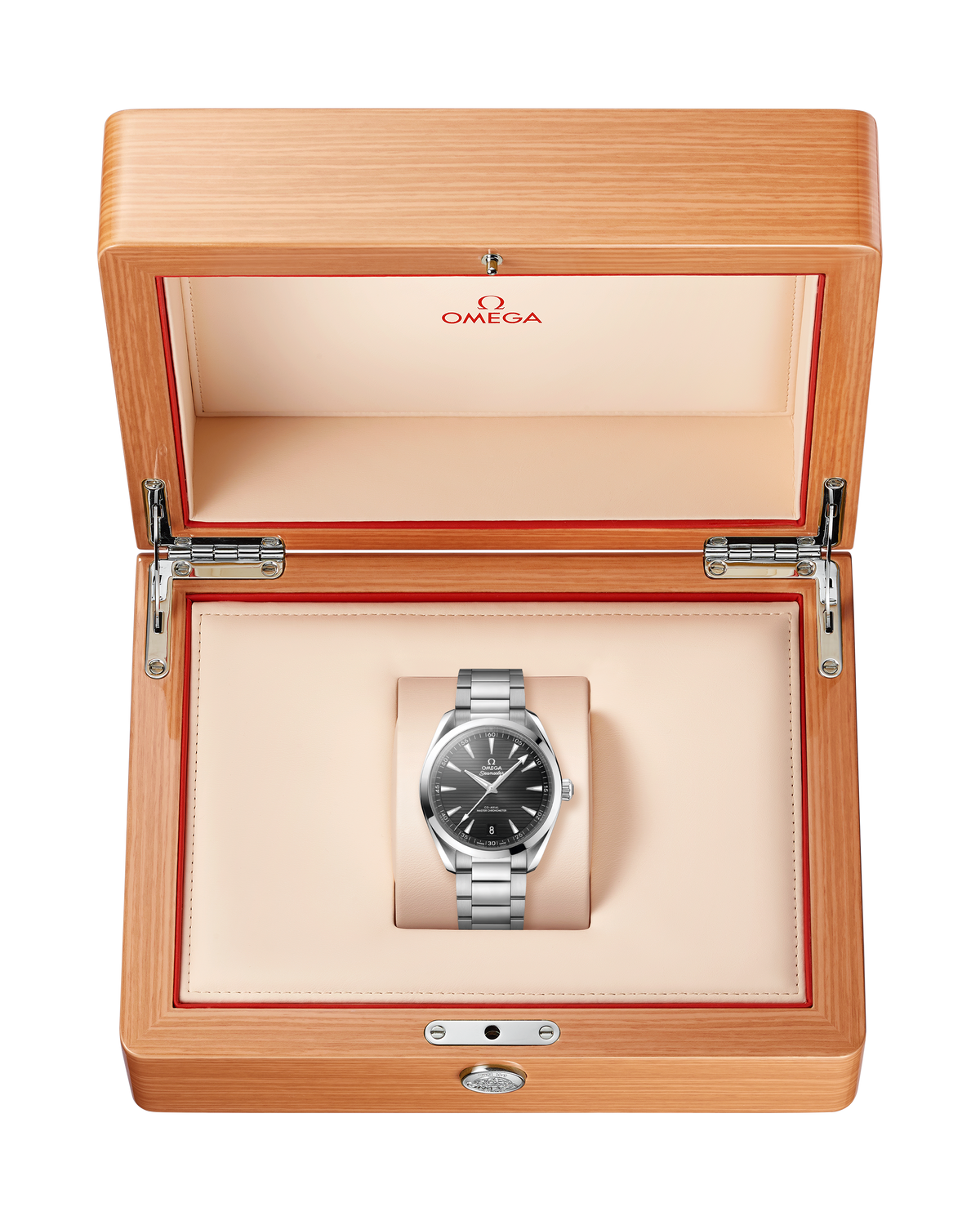OMEGA Seamaster Aqua Terra 150M 220.10.41.21.01.001, 41 mm steel with black dial – official gallery image 4