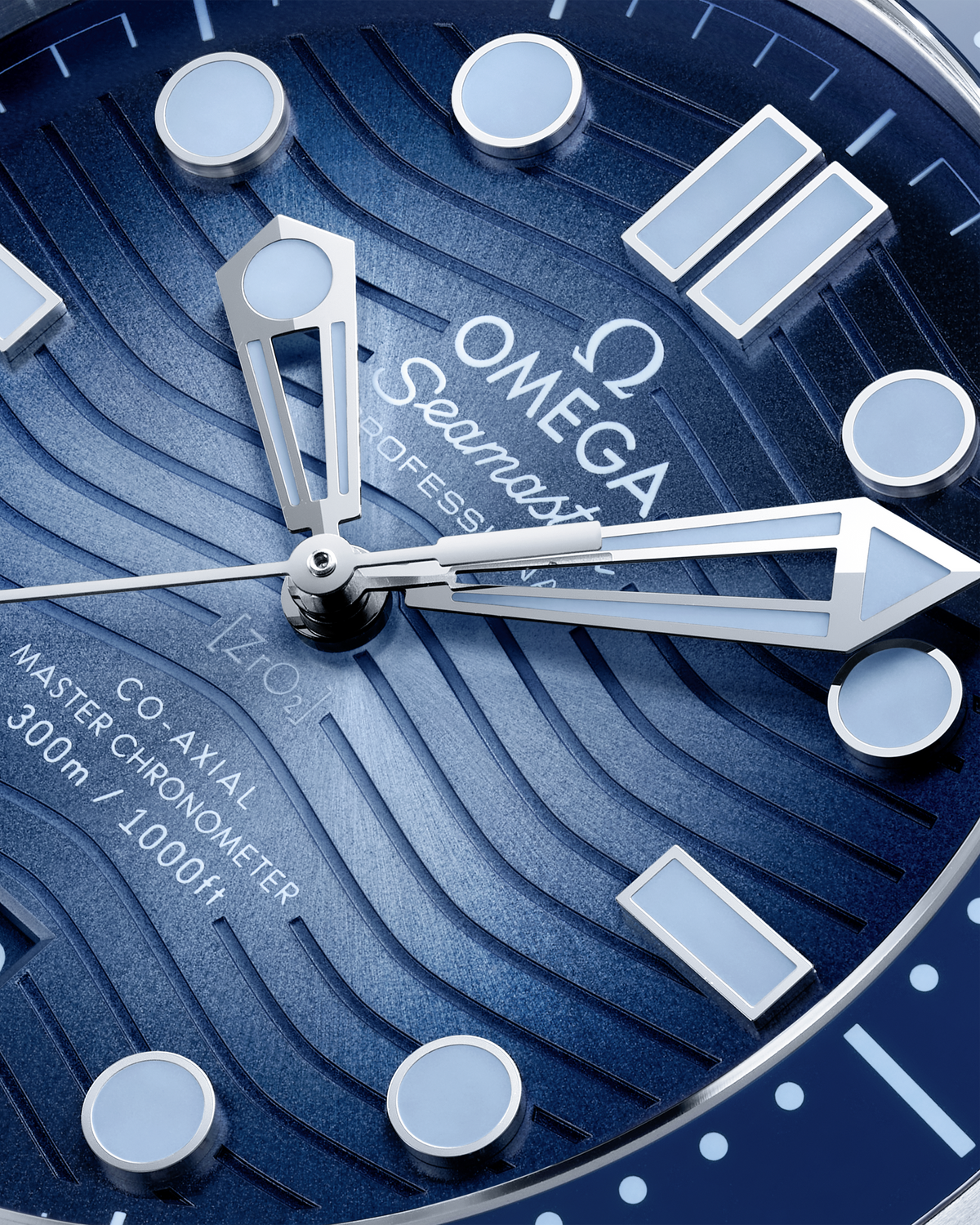 OMEGA Seamaster Diver 300M Summer Blue 210.30.42.20.03.003, 42 mm steel with blue dial – official gallery image 3