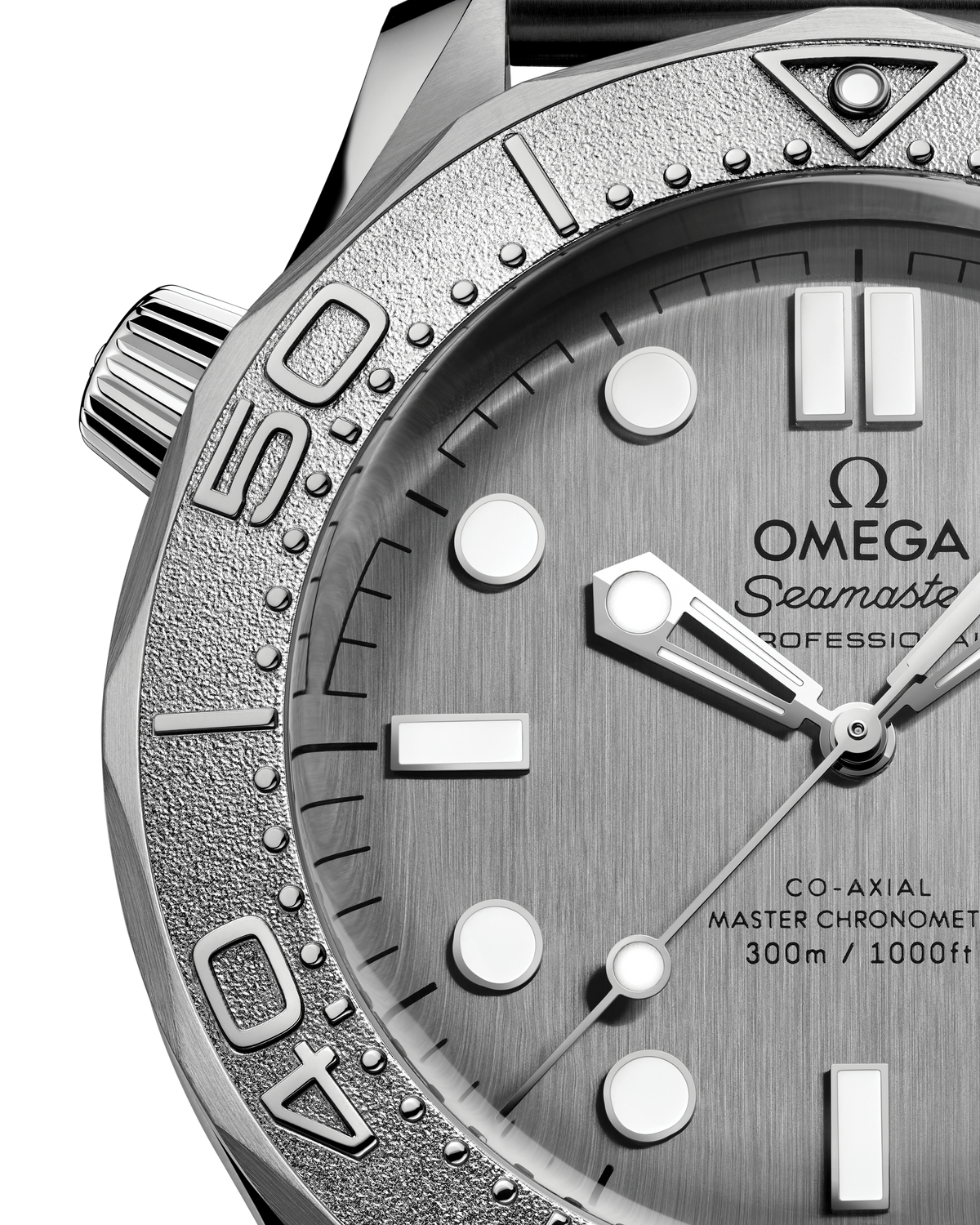 OMEGA Seamaster Diver 300M 210.30.42.20.06.002, 42 mm steel with grey dial – official gallery image 3